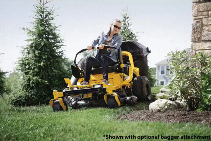 CUB CADET ULTIMA SERIES ZT1 42IN. ZERO TURN MOWER