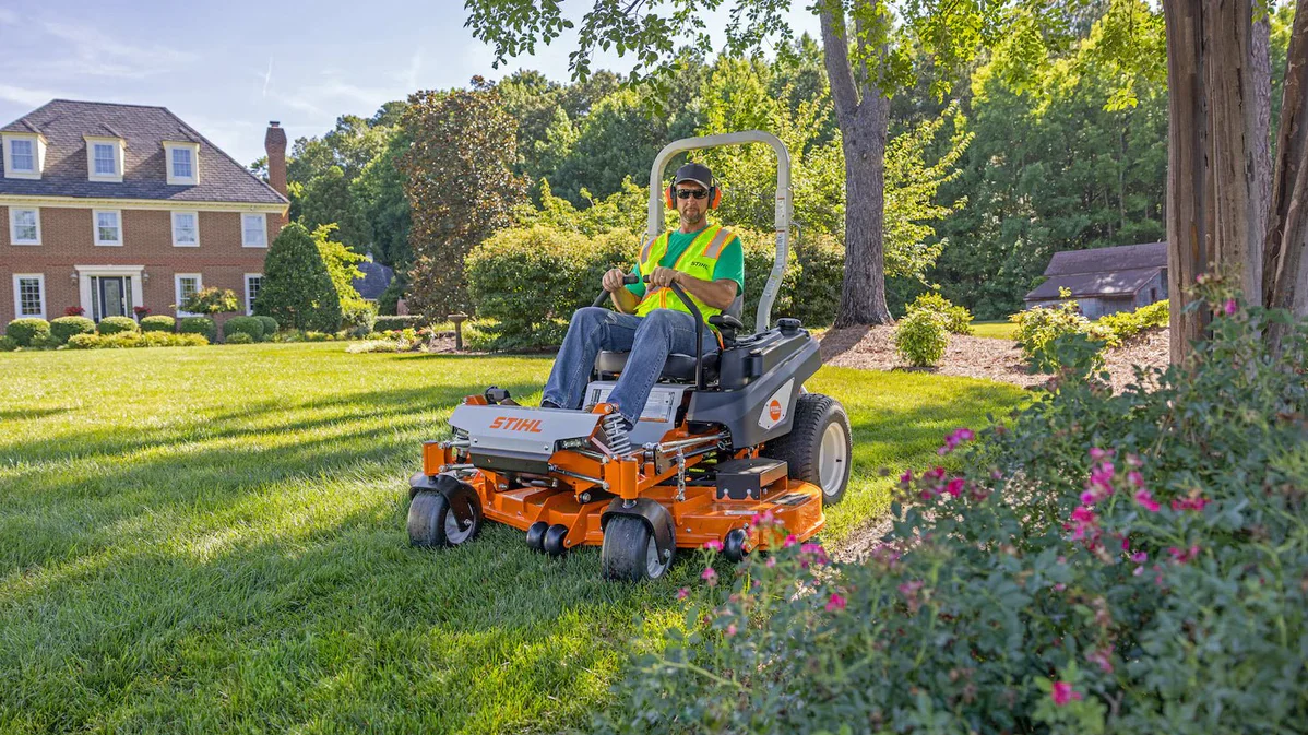 STIHL RZ 500 Series Zero-Turn Mowers – Power, Precision & Professional Performance